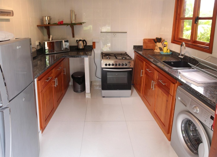 1 Bedroom Apartment