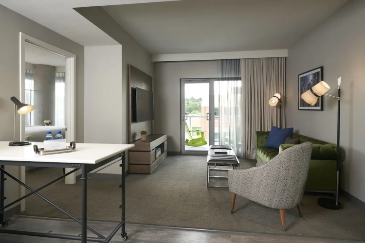Standard room with balcony