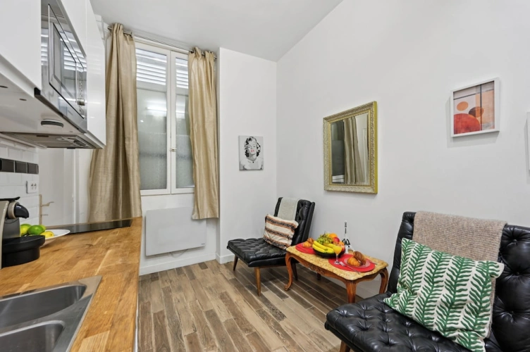 1 Bedroom Apartment