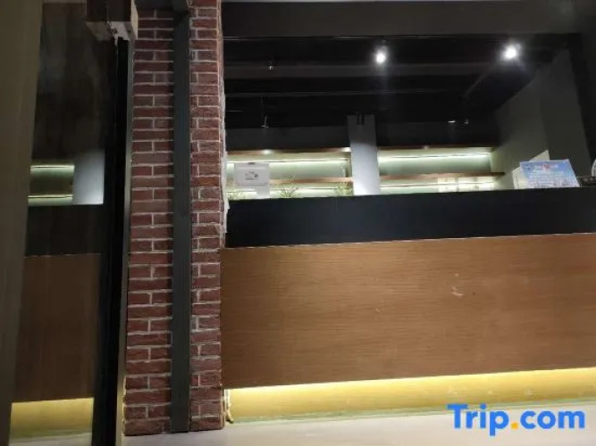 YeSuXiaoXing Youth Hostel