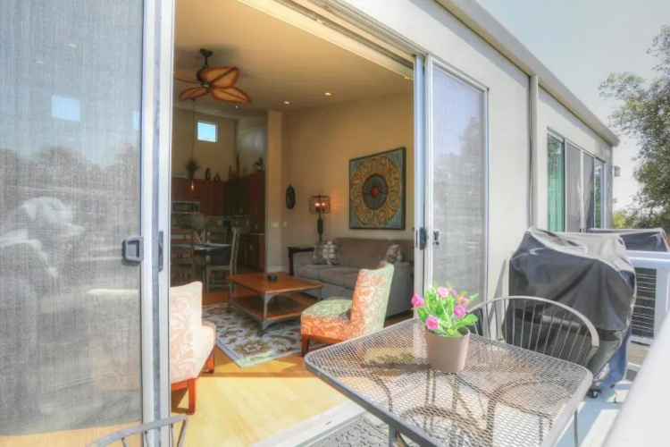 219 San Miguel