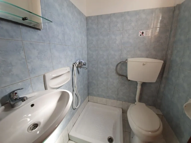 Economy Triple room