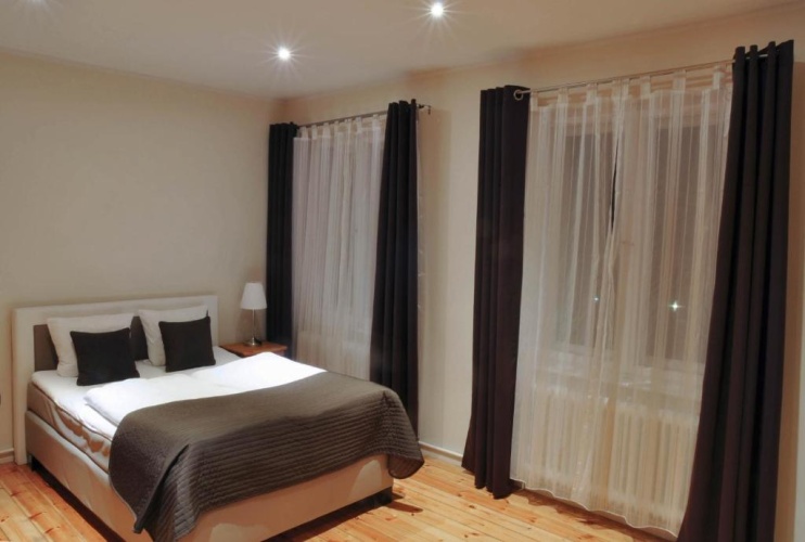 2 Bedrooms Apartment