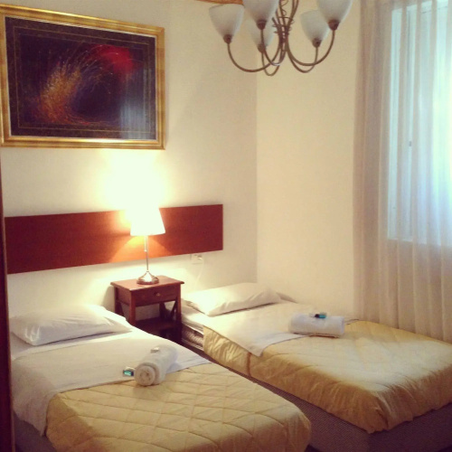 Sea Side Hotel