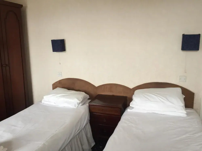 Marine Hotel