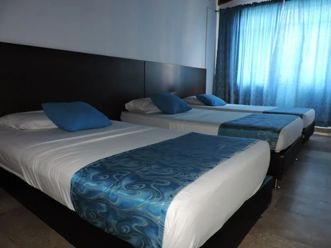 Standard Triple room