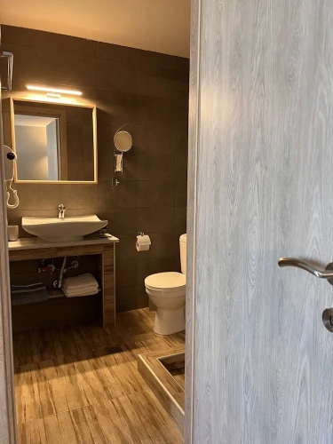Premier room