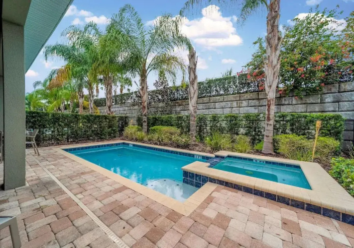 320-Luxury Villa w POOL&Hot Tub
