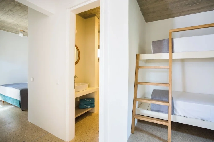 2 Bedrooms Cottage
