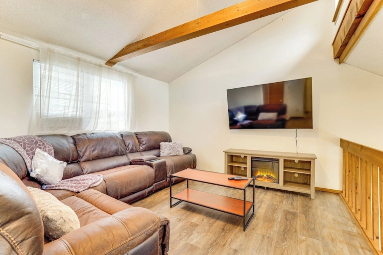 3 Bedrooms Cottage