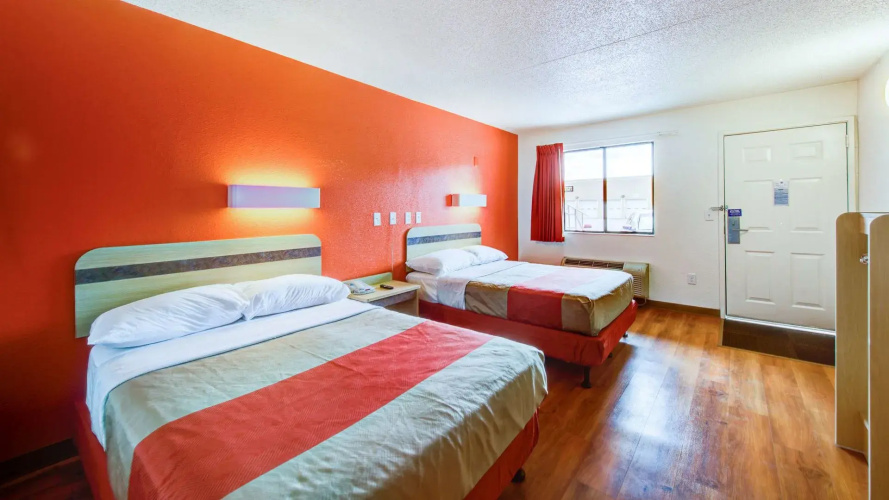 Motel 6 Norfolk, VA