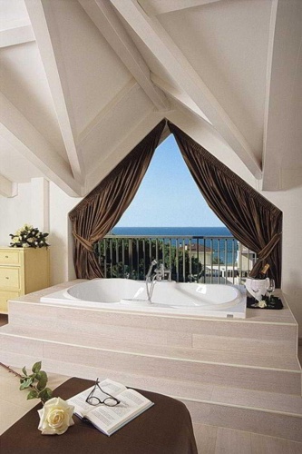 M Glamour Hotel photo 10