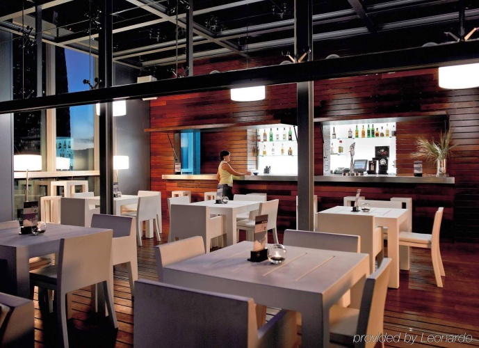 Novotel Barcelona City photo 17