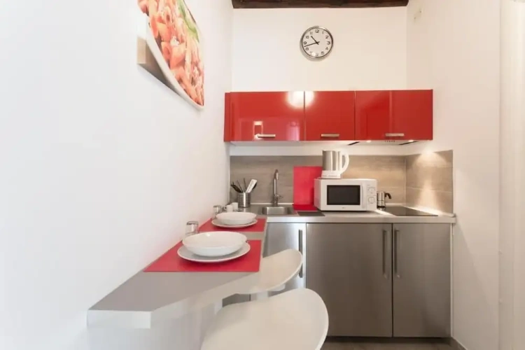 1 Bedroom Apartment