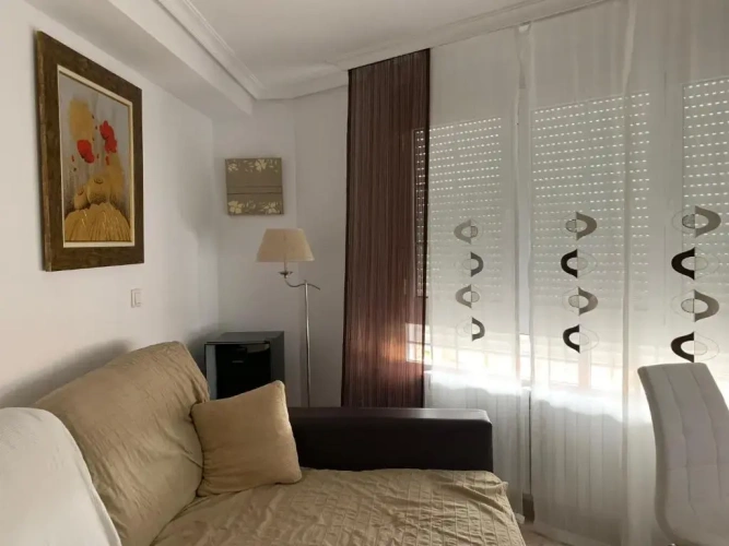 3 Bedrooms Apartment