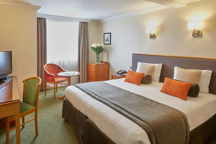 Lancaster Gate Hotel