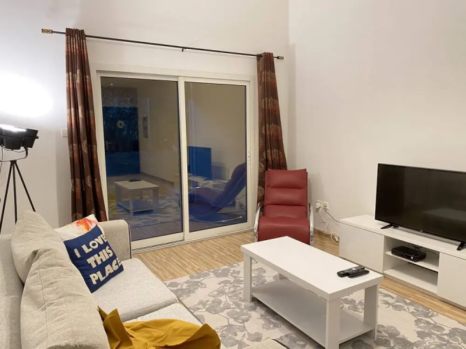 Lux BnB 2BDR Private Garden