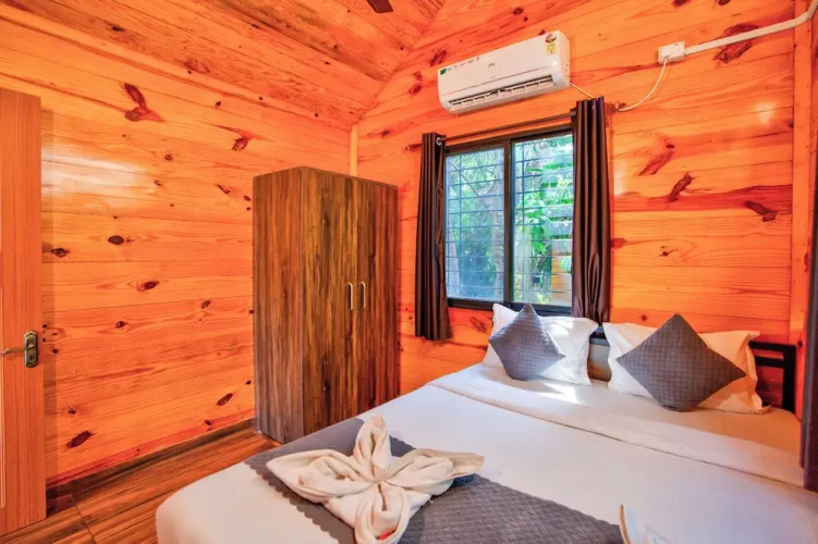 The Lazy Cabanas