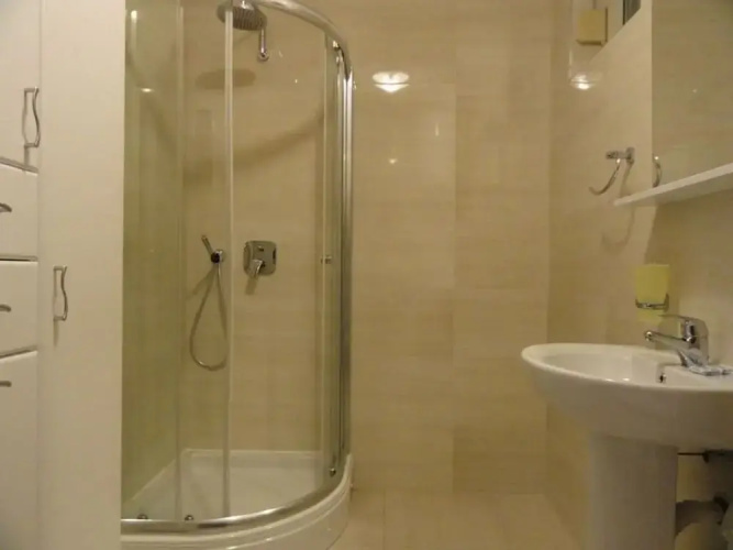 Center Apartment C 25