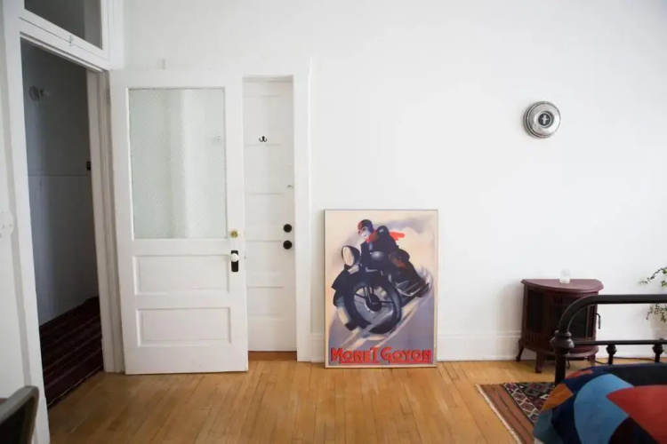 Object Hotel 1BR Shared Bath Room 2C
