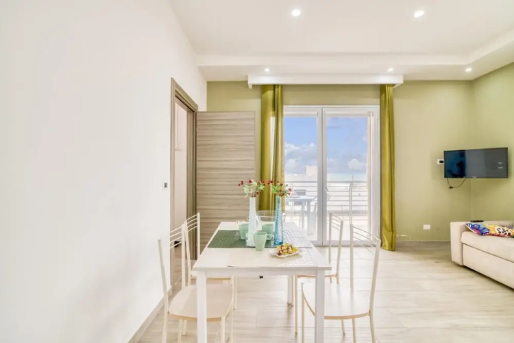 Corallo House 200m From The Sea