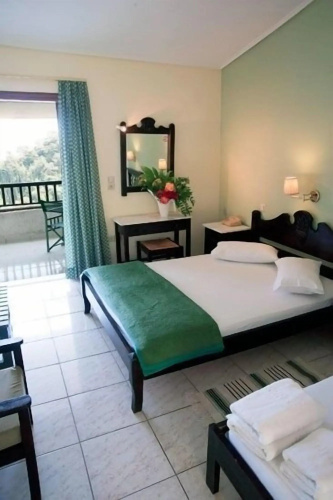 Daphne Hotel
