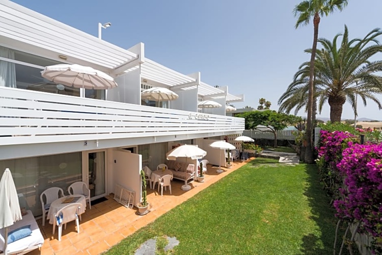1 Bedroom Double Apartment with garden view