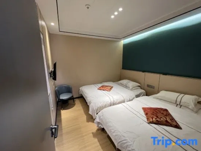 Deluxe Sextuple room