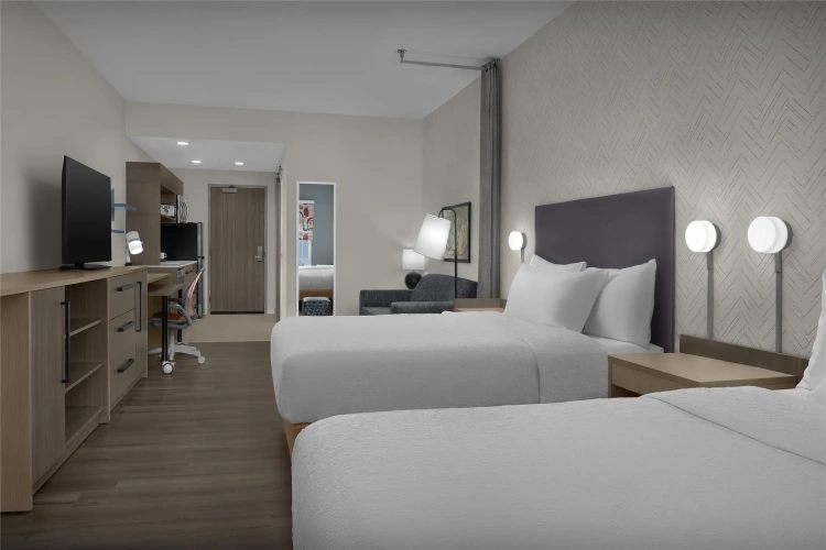 Quadruple Suite