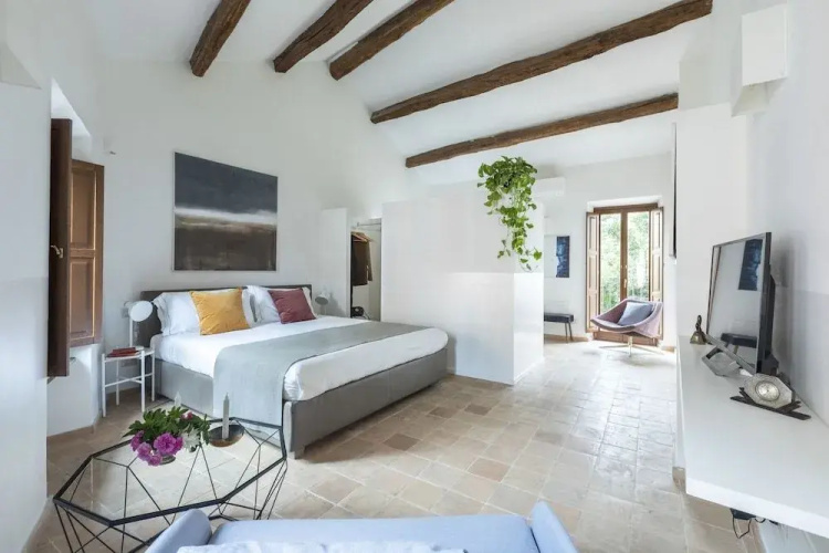 Margana Palace by ROMAC