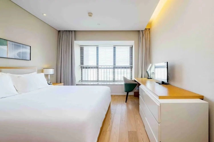 1 Bedroom Suite