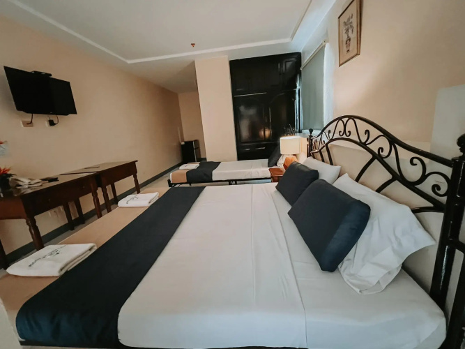 Fuente Hotel De Cebu
