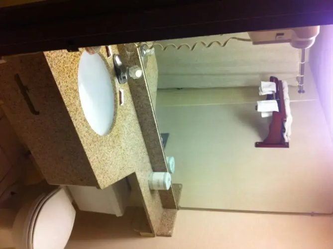 Budget Inn Express
