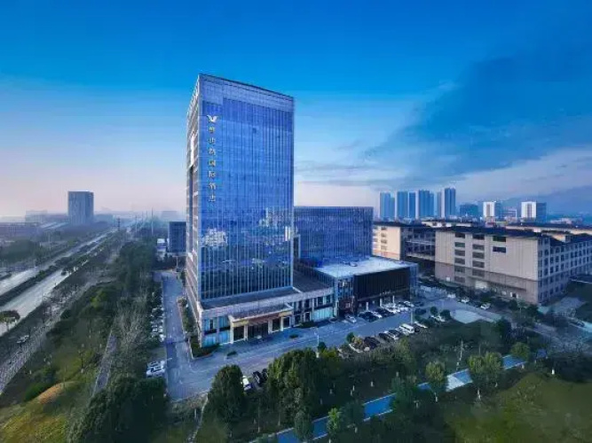 Days Hotel BY WYNDHAM