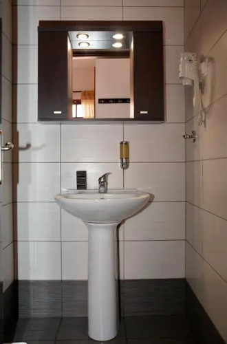 Enetiko Rooms