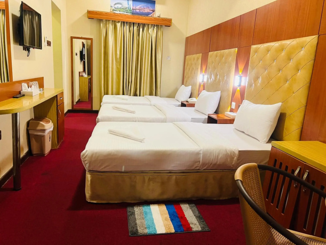 OYO 271 Parasol Hotel