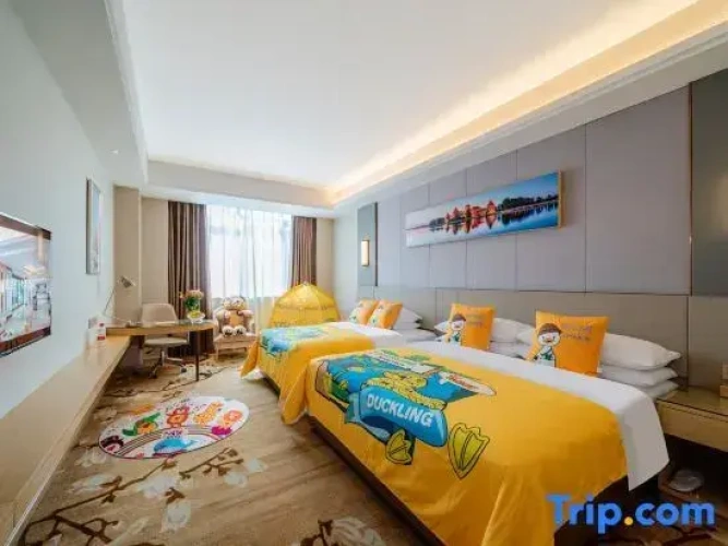 Standard Twin Family room