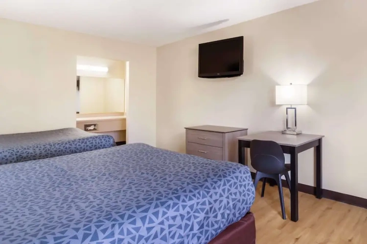 Quadruple Suite