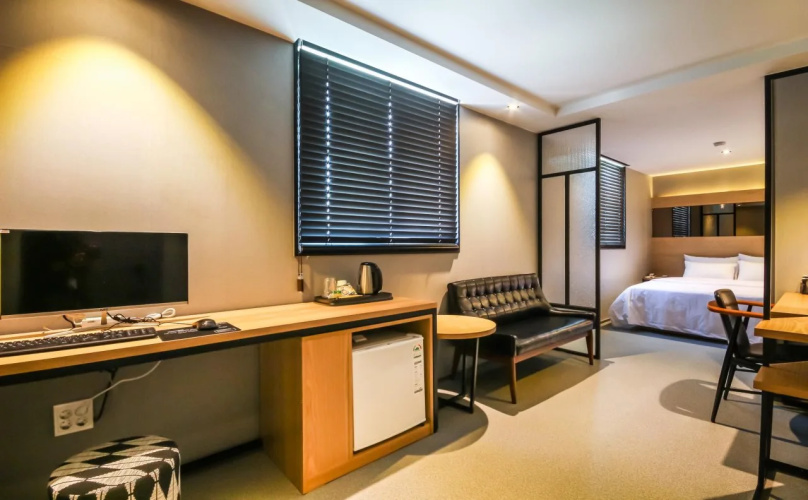 Hotel Deluxe