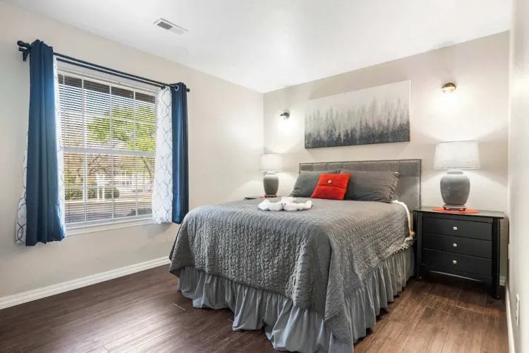 Cozy Escape Stay for 4