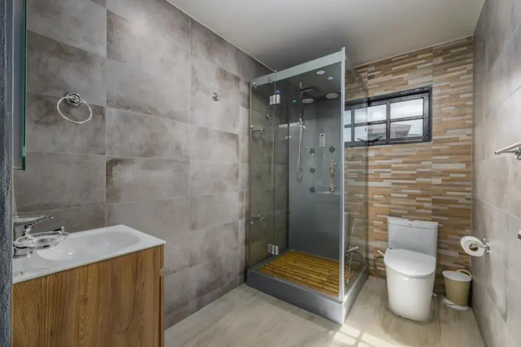 4BR 4BA Private Pool Sauna Tub Putt-putt Fire Place