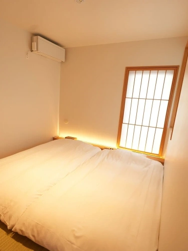 2 Bedrooms Suite with balcony