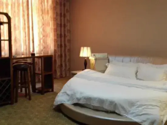 Fortune Hotel