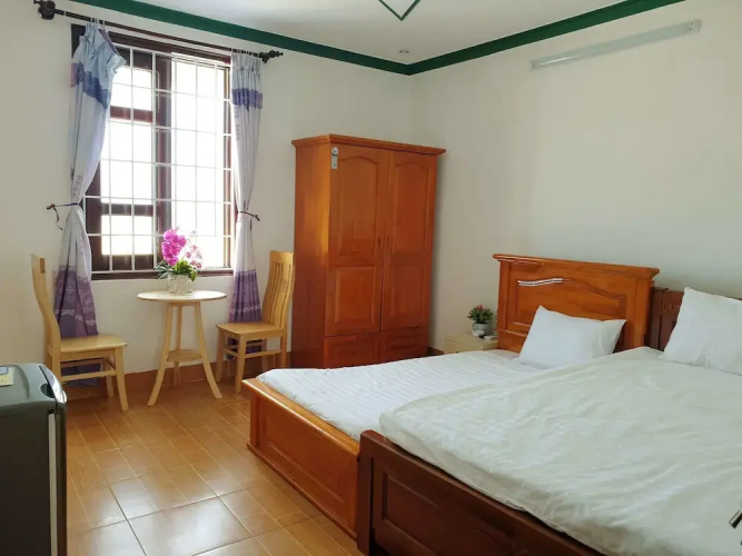 Mui Dinh Hotel