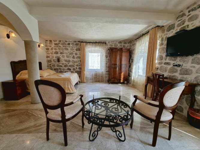 Standard Double room with balcony and with sea view
