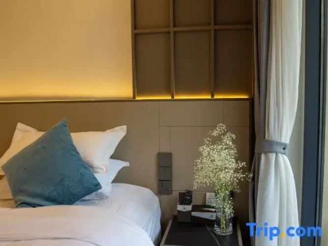 5 Bedrooms Deluxe Villa