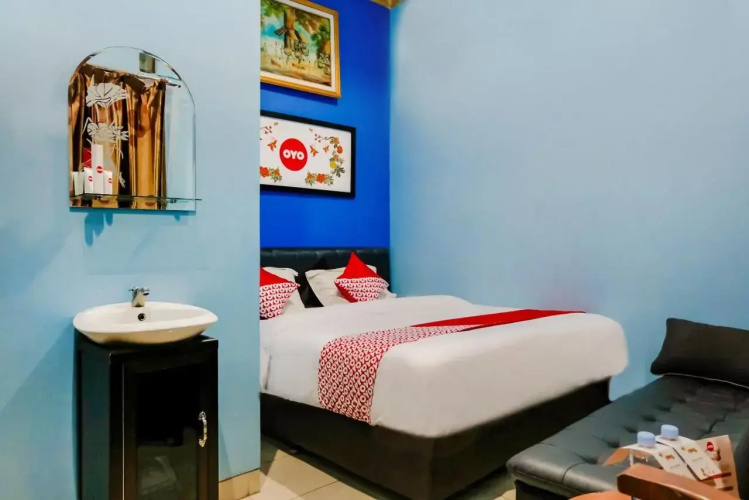 778 Guest House Amalia Malang