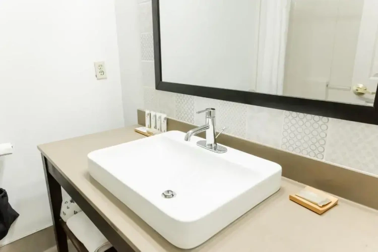 1 Bedroom Double Suite