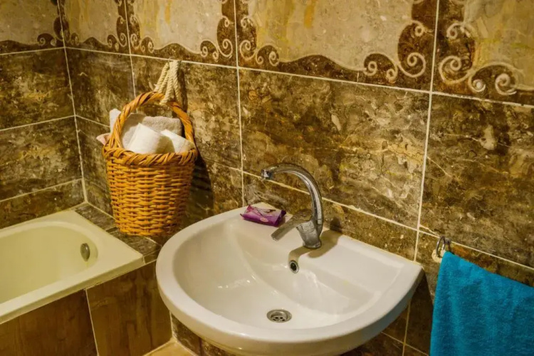 Jamila Basement Apartment For Families