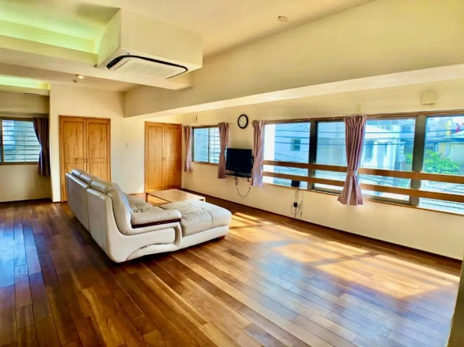 Deluxe Family room